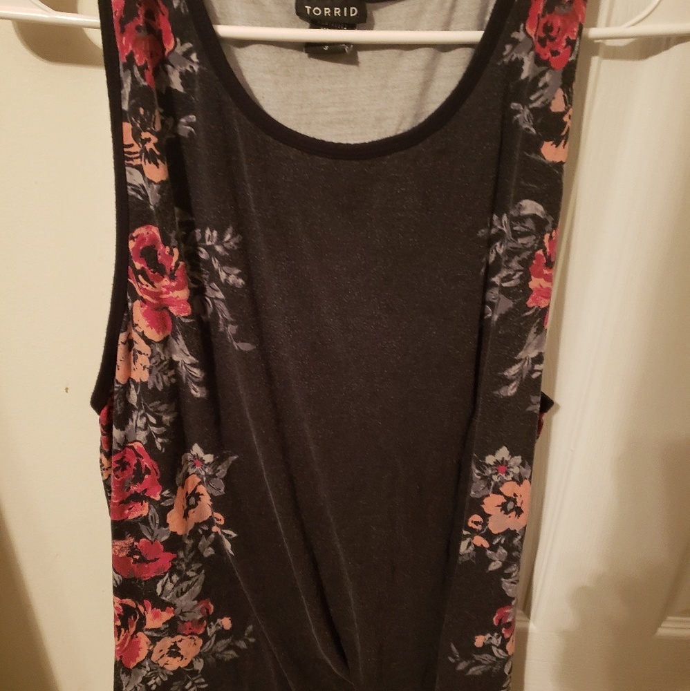Torrid Floral Tank